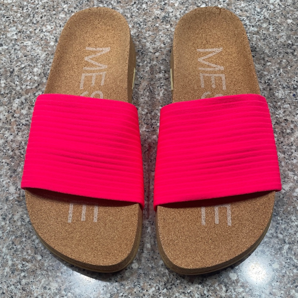 Message Slide Sandals